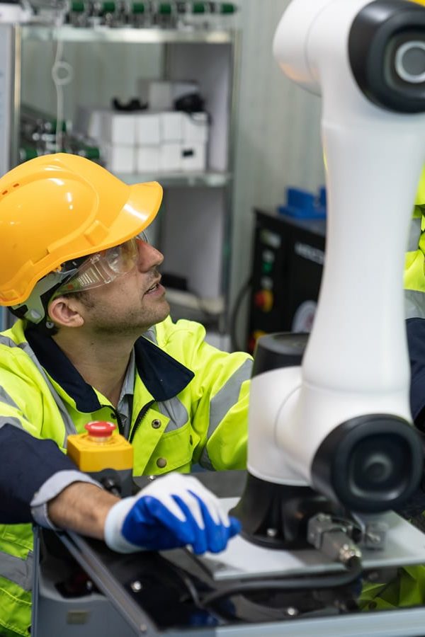 system requirements for industrial robots